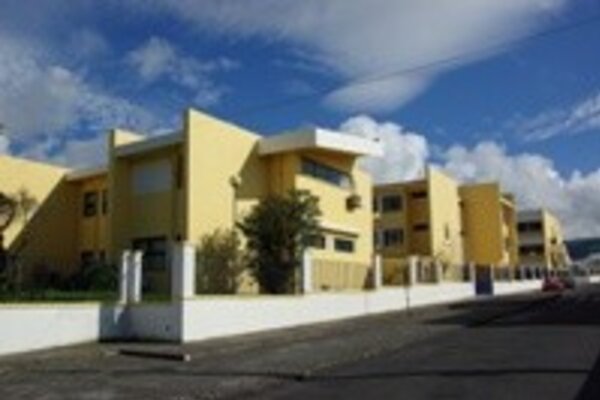 es_r_grande_20090409_950__1_